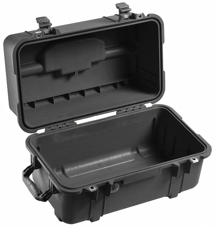 Pelican 1460NF Protective Case, 18-1/2 x 9-7/8 x 10-7/8 in Inside, IP67, Black, Watertight, No Foam, Double Throw Latches