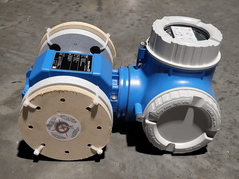 Promag P Electromagnetic Flow Meter 5P3B40-FV56/0