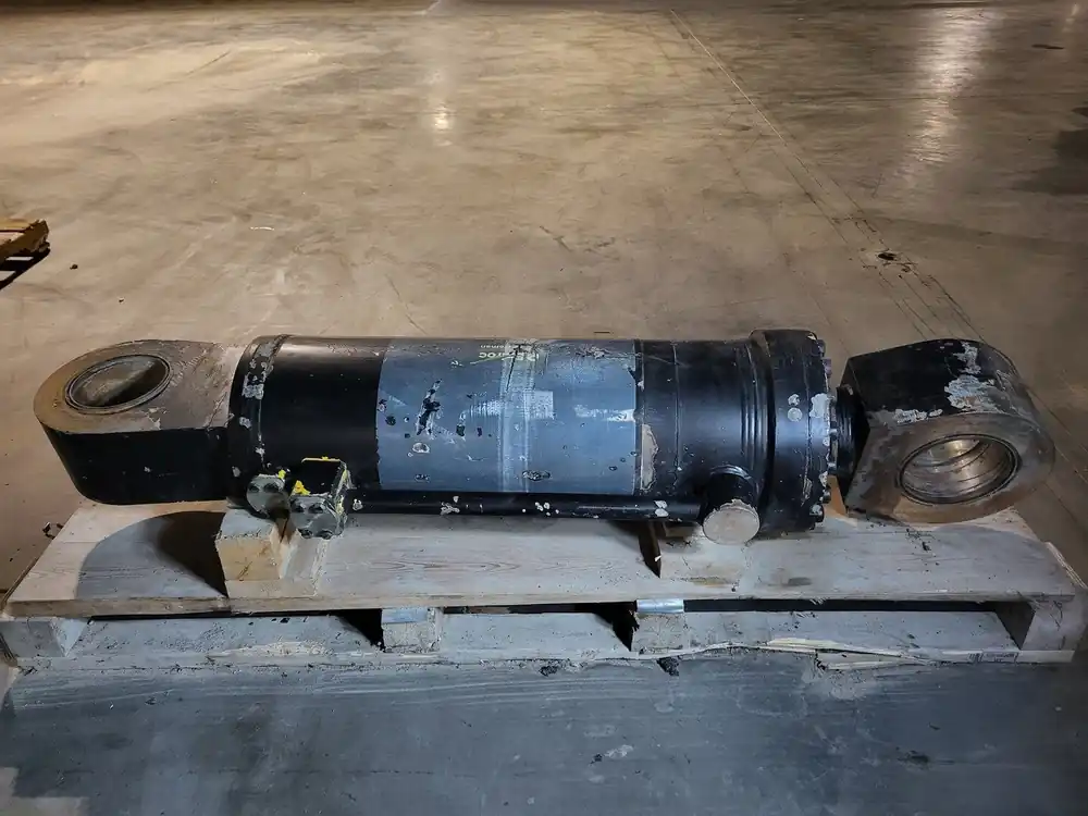 Hydraulic Cylinder ST1520/1530 STAB