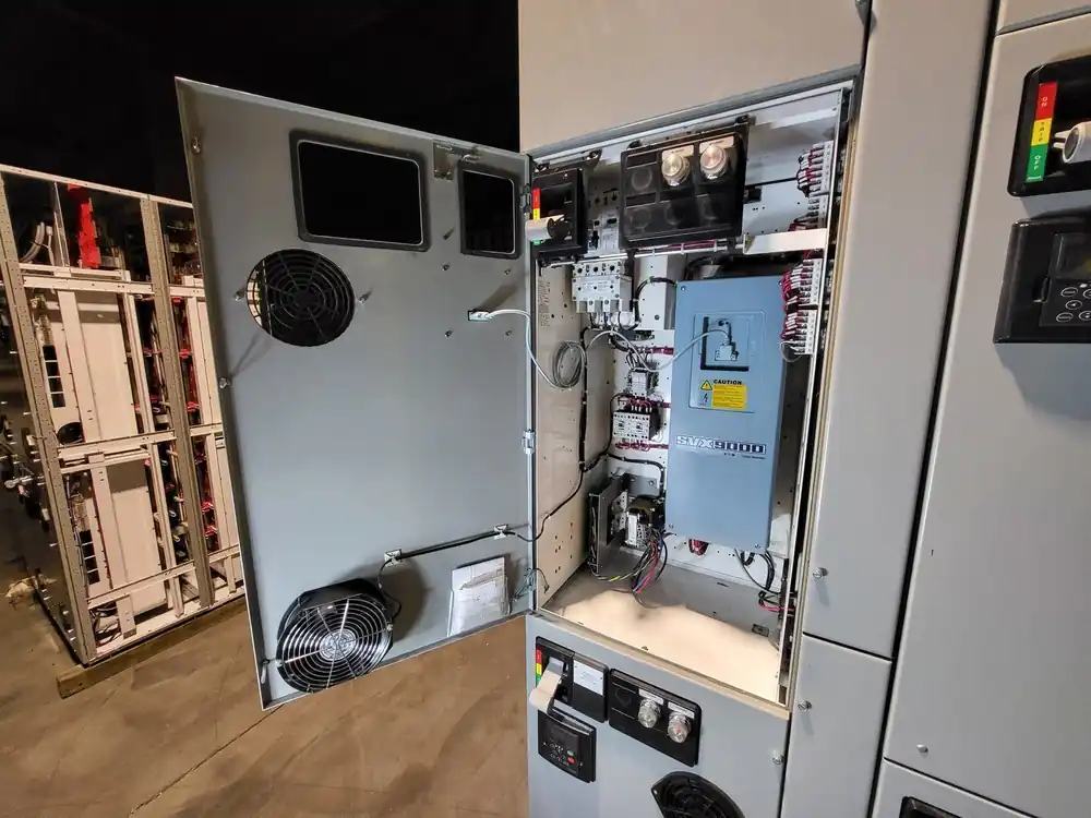 2 hp, 600 Volts, 3-Phase VFD SVX002A1-5A4N1 Bucket for Freedom 2100 MCC Frame