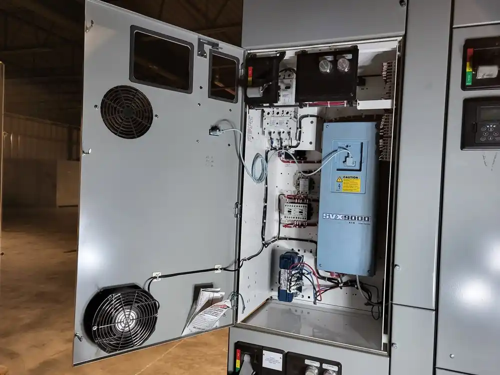 3 hp, 600 Volts, 3-Phase VFD SVX025A1-5A4N1 Bucket for Freedom 2100 MCC Frame