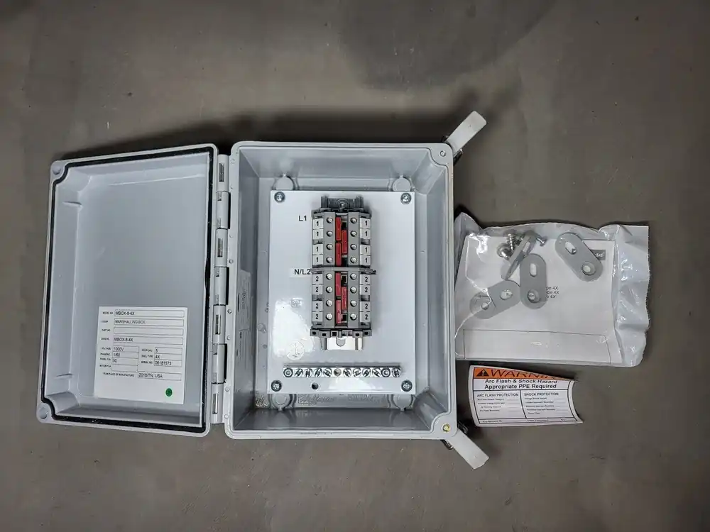 A864CHQRFG Fiberglass Enclosure 8"x6"x4"