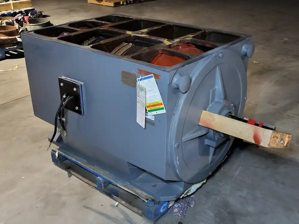 600 hp, 2300 volts, 712 rpm, H6808Z Induction Motor 53-1053