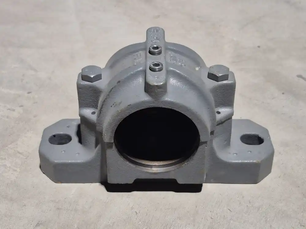 Split Plummer Block Housing 1-1/2" Bore, SNV085-F-L