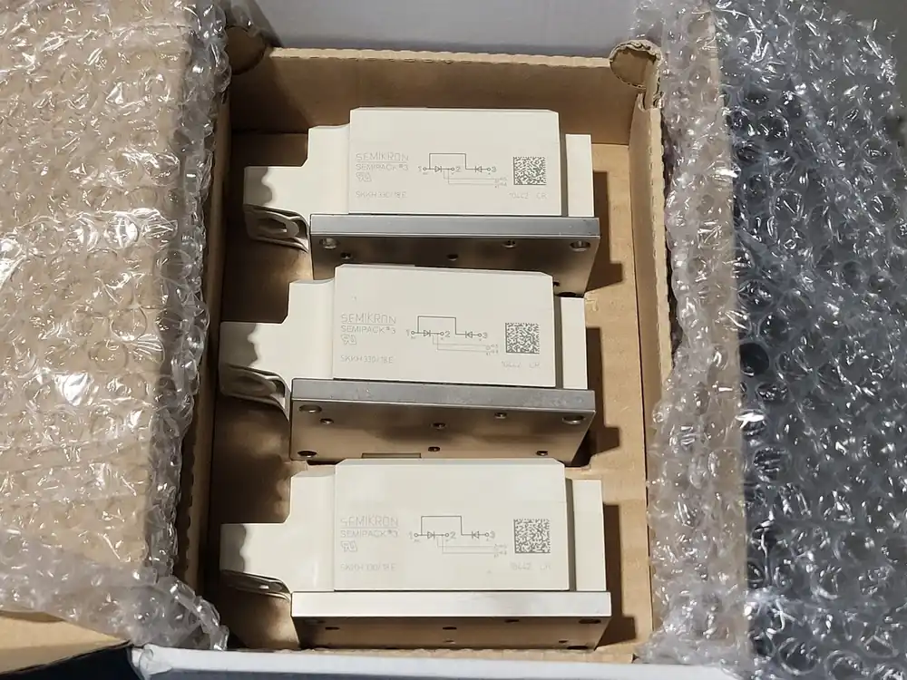 Thyristor/ Diode M SKKH330/18E, 64783807 (Box of 3)