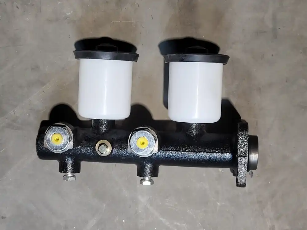 Brake Master Cylinder 24733