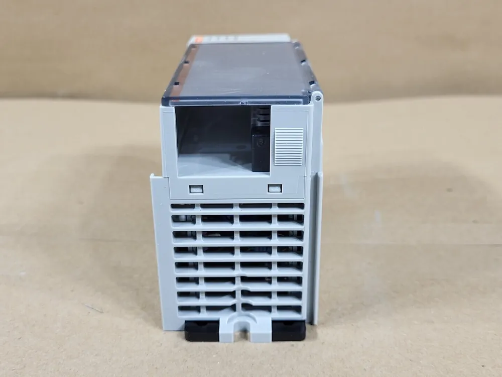 16 PT. 85-265 VAC Output Module 1769-OA16