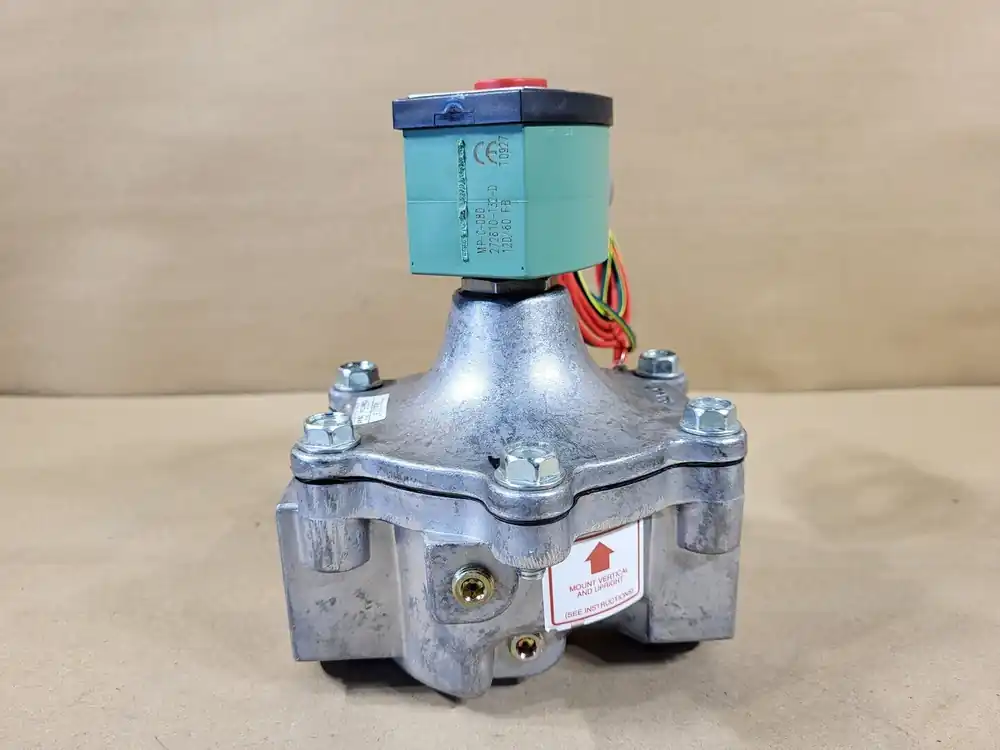 Solenoid Valve 8214G36, 3/4" NPT, 20.1 watt