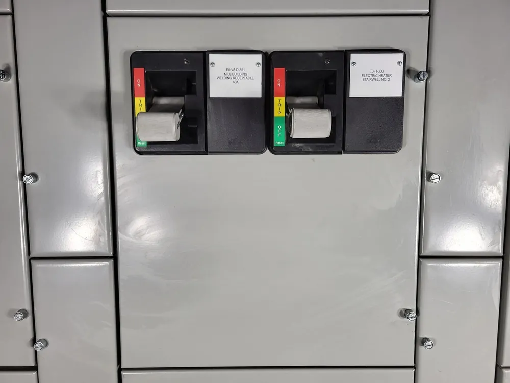 60/15 Amp Circuit Breaker HFD3060/HFD3015, Bucket for Freedom 2100 MCC Frame