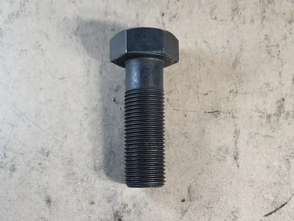 Bolt J833300