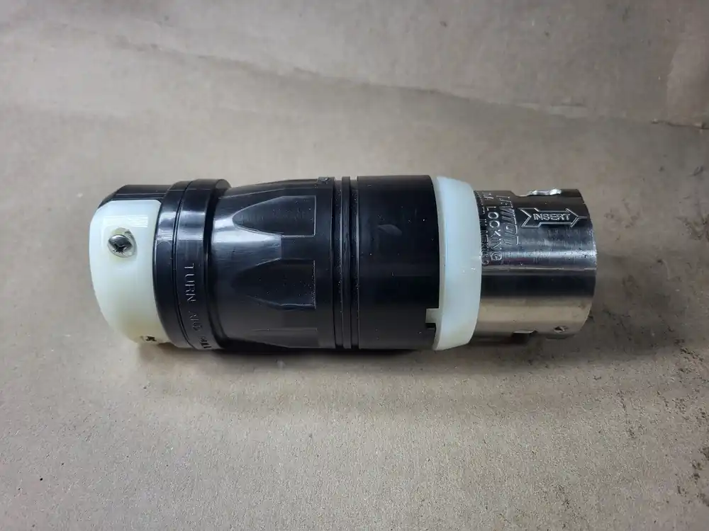 50 Amp Locking Plug CS6365C