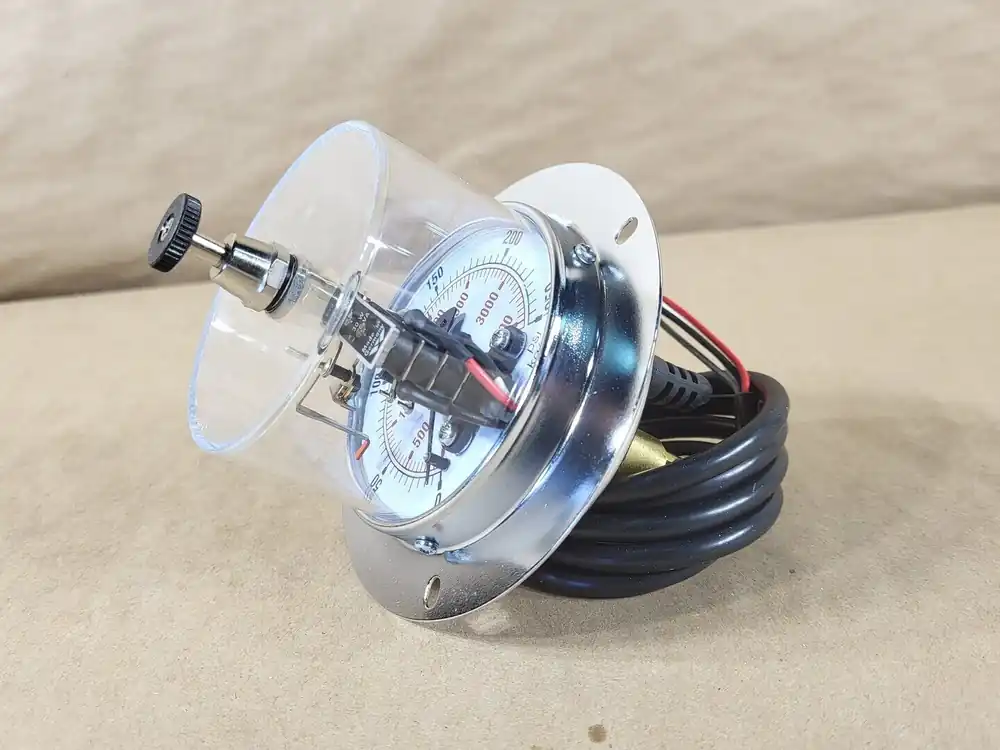 Pressure Gauge w/ Electrical Contact EDT-75-250K-B2-T-02-4, FTB EPG-75-1