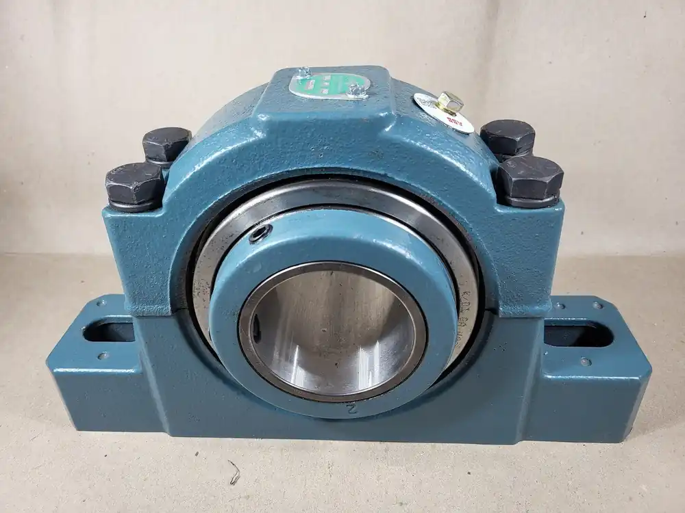 Pillow Block Roller Bearing Unit 3" Bore, KDI 300 023346