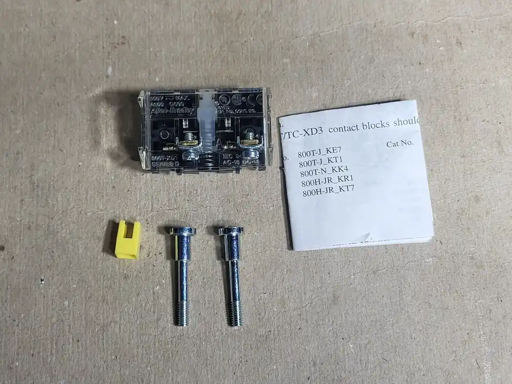 Contact Blocks 800T-XD1