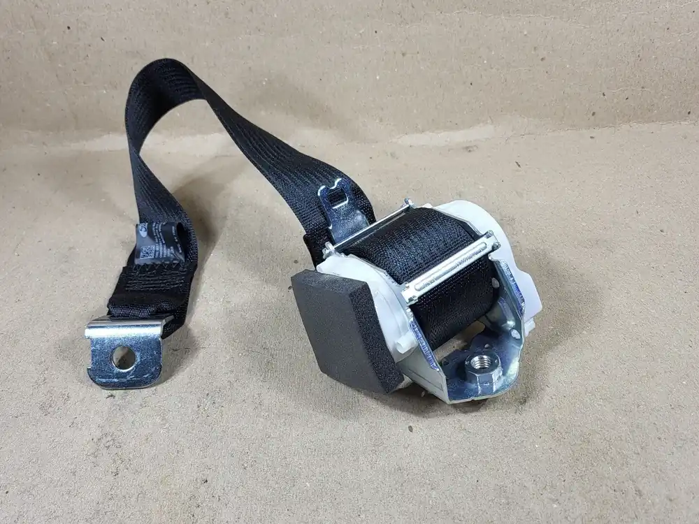 Center Seat Belt BC3Z-26611B64-AA
