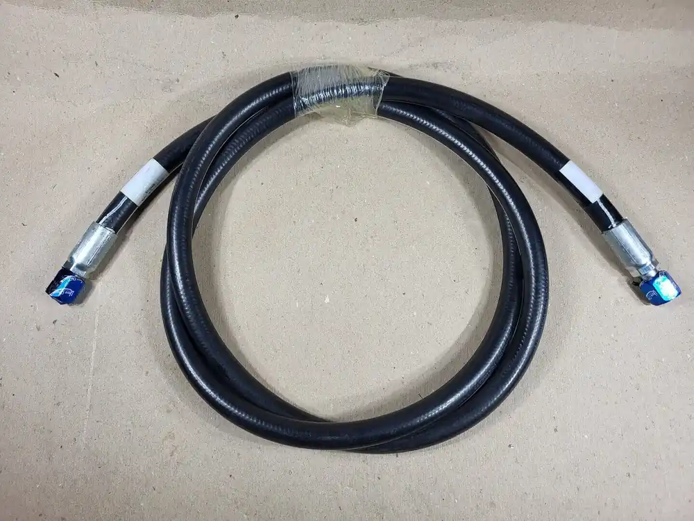 1/2" x 8.5ft Long 3000psi Hydraulic Hose R4098409