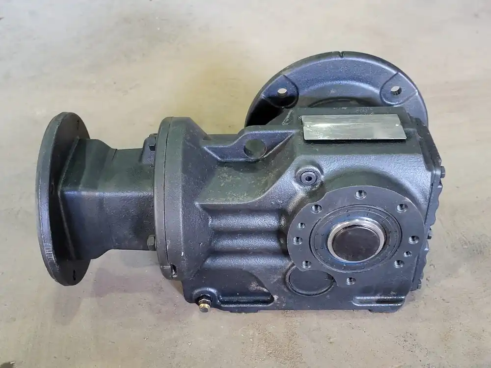Helical Bevel Gear Box Reducer KAF47 AM145