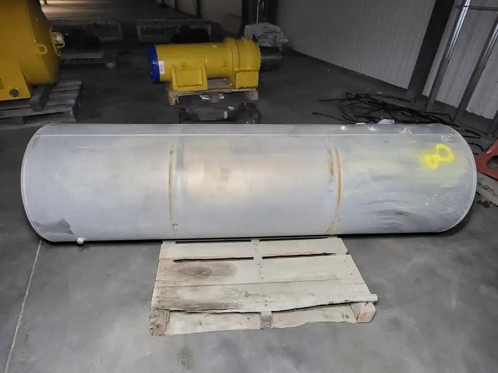 158 Gal. Cylindrical Diesel Fuel Tank F7HZ-9002-AAA for STERLING Trucks