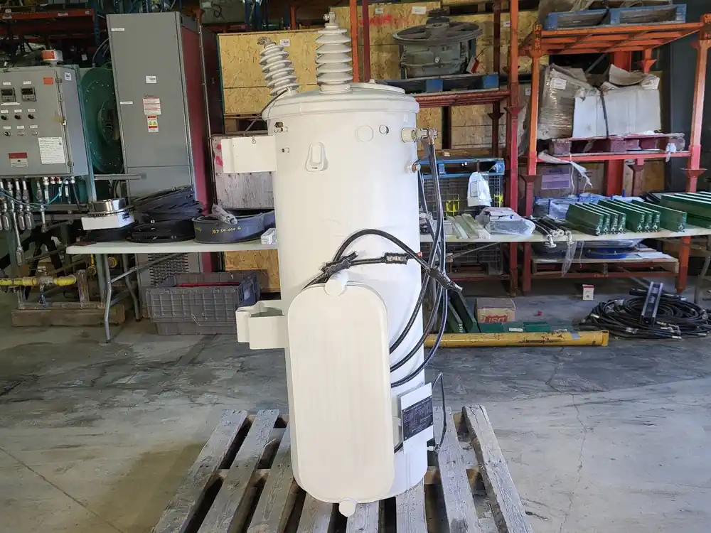 112.5 kVA Three Phase Distribution Transformer Pri 4160V, Sec 600Y/347V