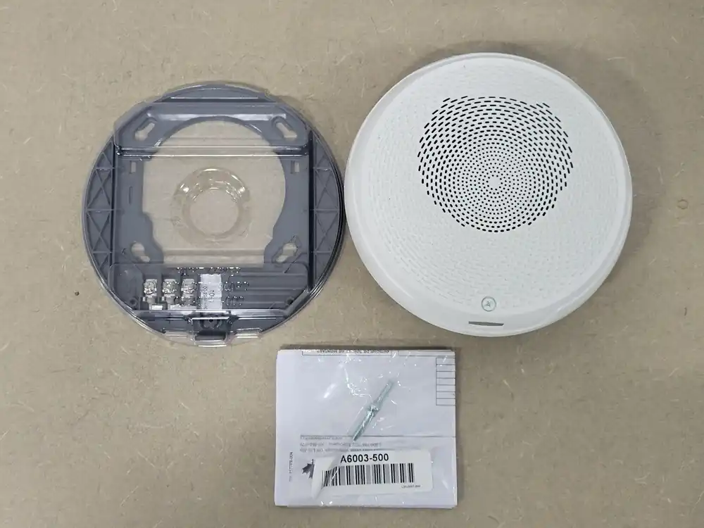 25/70VRMS Round White Ceiling Mount Speaker SPCWLA
