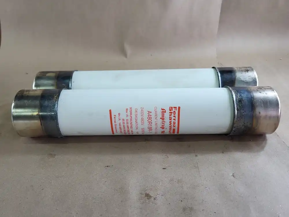 2400/4800 volts, R-Rated Fuse, A480R18R-1, 390 Amp
