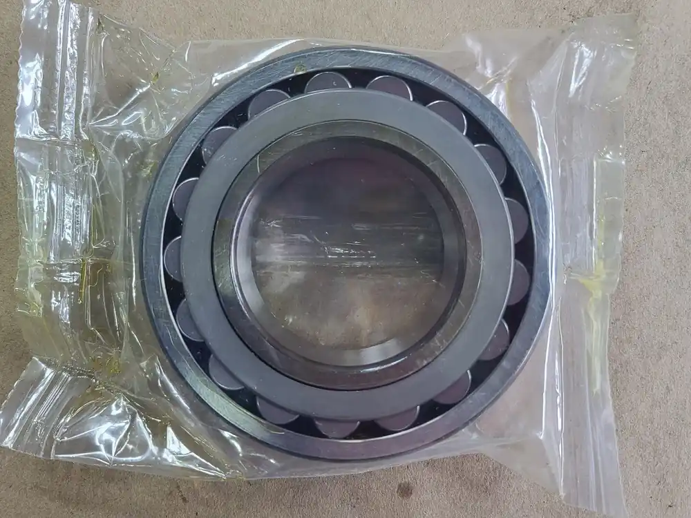Spherical Roller Bearing 22209 E/C3