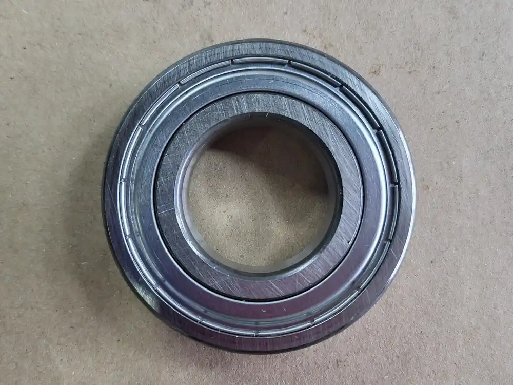 Single Row Deep Groove Ball Bearing 6206-2Z/C3