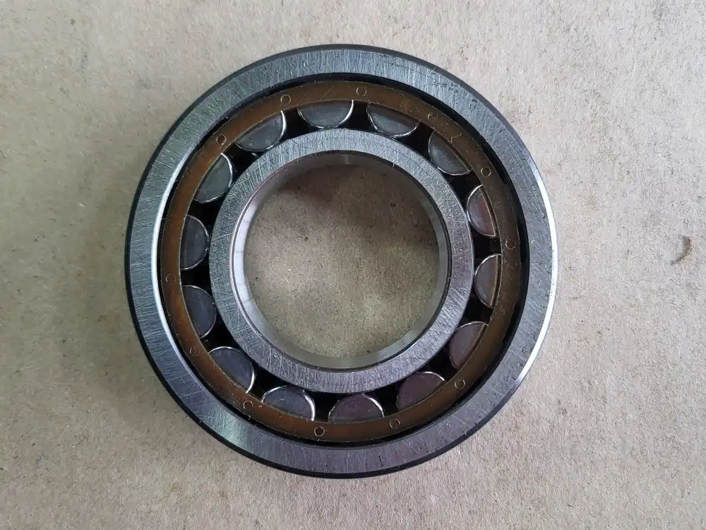 Single Row Cylindrical Roller Bearing NJ 207 ECP