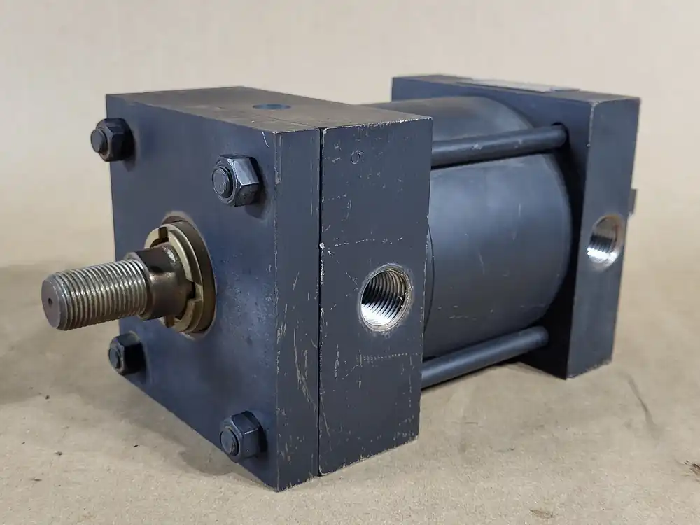 Pneumatic Cylinder 4" Bore x 2" Stroke 0395592