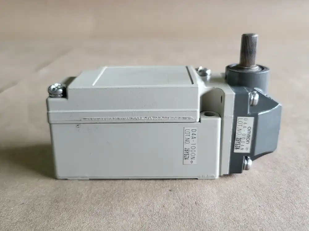 Limit Switch D4A-1104N