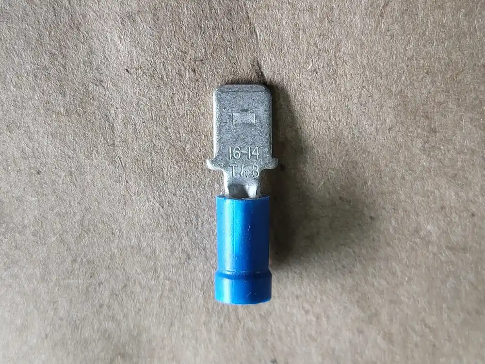 16-14AWG Vinyl Insulated Male Tab Terminal 14RB-250T (Bag of 100)