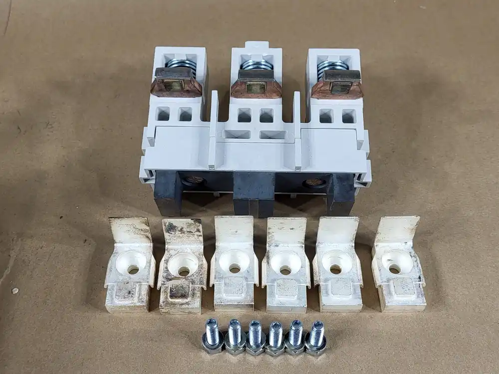 Advantage Starter Contact Kit WCK53, Size 5, 3-Pole, Style 1A96740G05