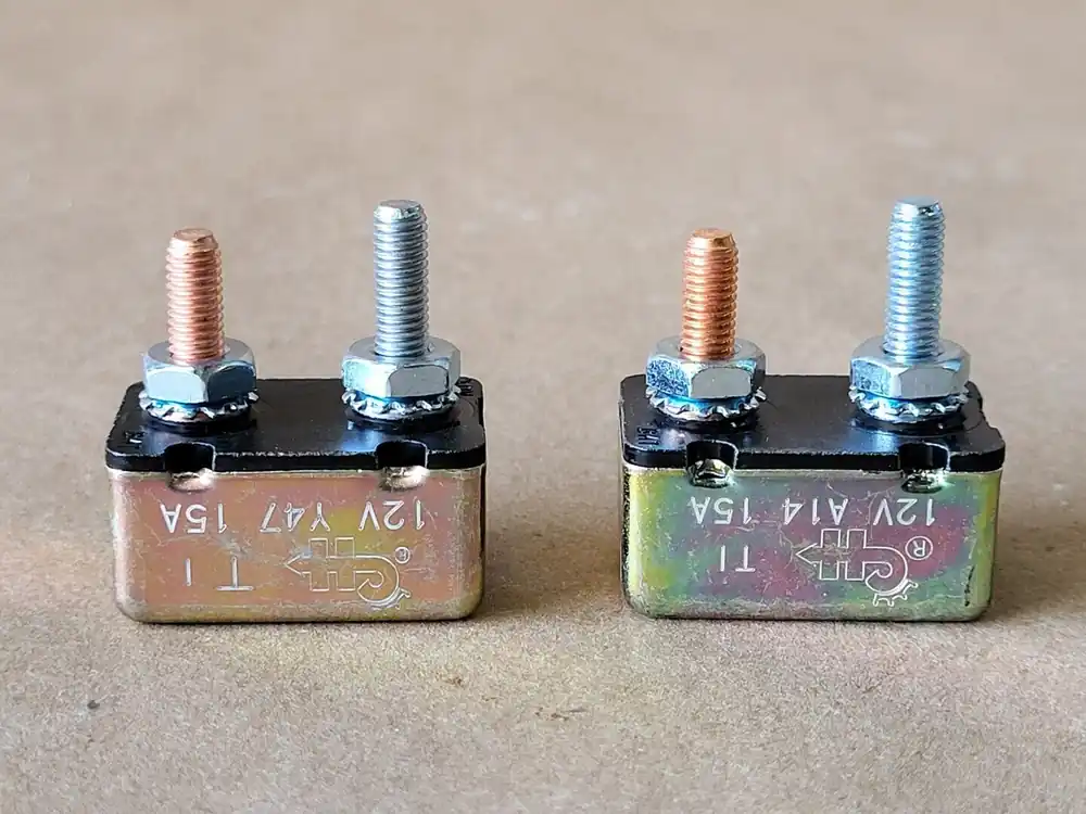 15 Amp Circuit Breaker HZJ79