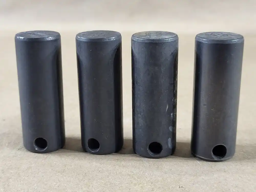 Pin Front Diff IFI23473, 1110403402 (Bag of 4)
