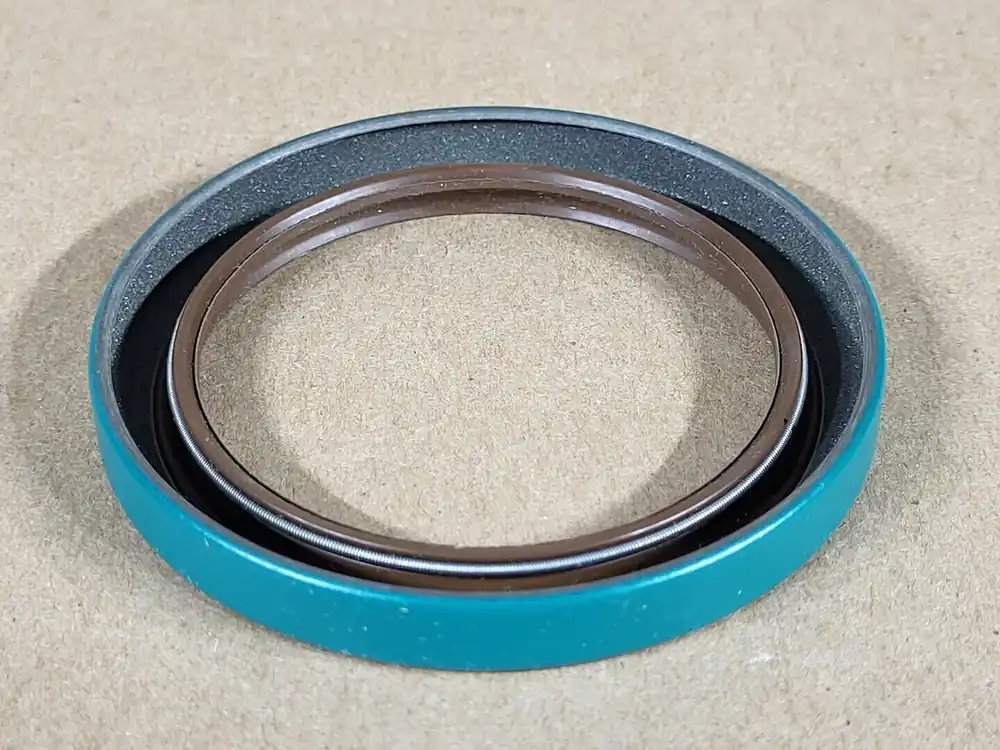 Oil Seal 24899, 2.5"x3.251"x0.375"