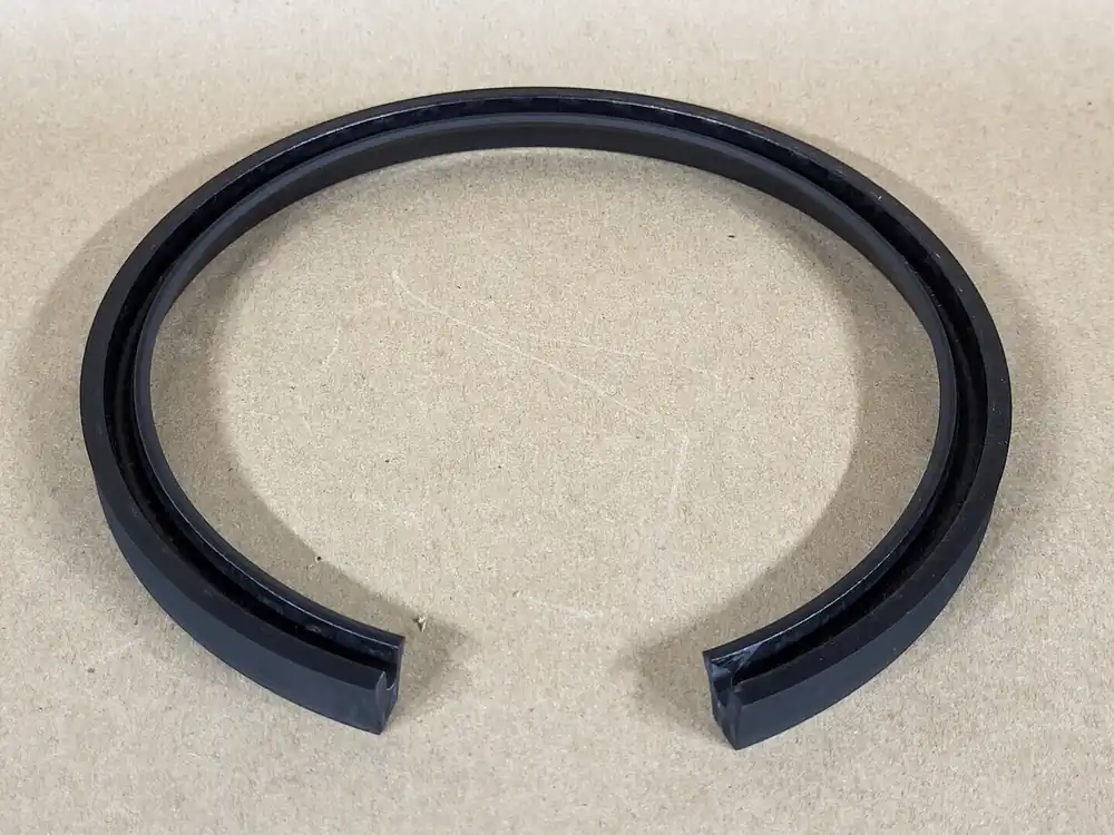 Split Oil Seal 25003-3316, 5.875" ID, 6.875" OD, 0.5" THK, MILL-RIGHT N