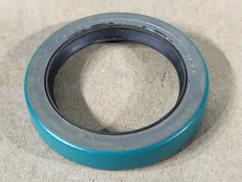 34.925 mm x 47.625 mm x 7.95 mm Oil Seal 13535