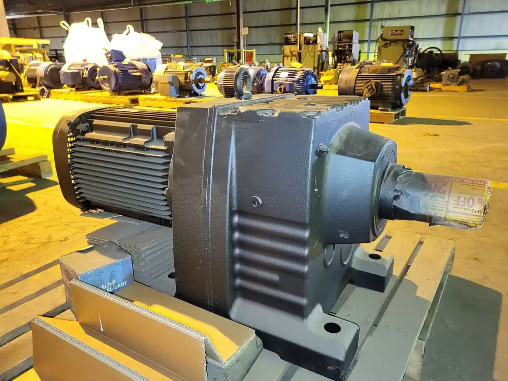 44.39 1 Ratio Helical Gearmotor R137/A w/ 20 hp Electric Motor