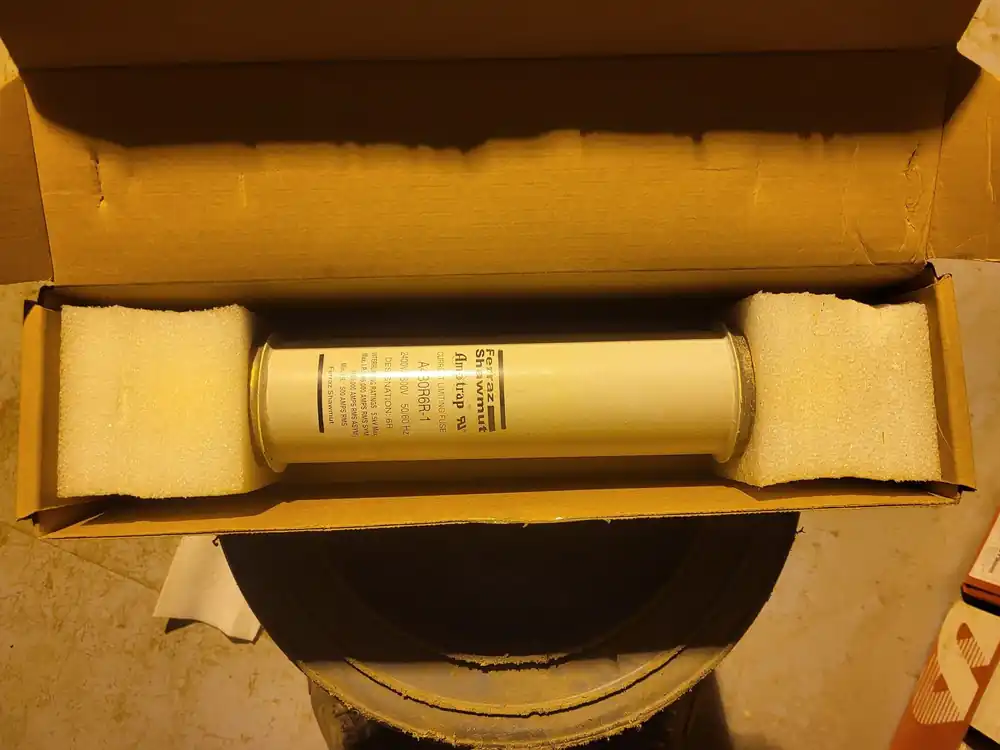 170 Amp Medium Voltage Fuse A480R6R-1