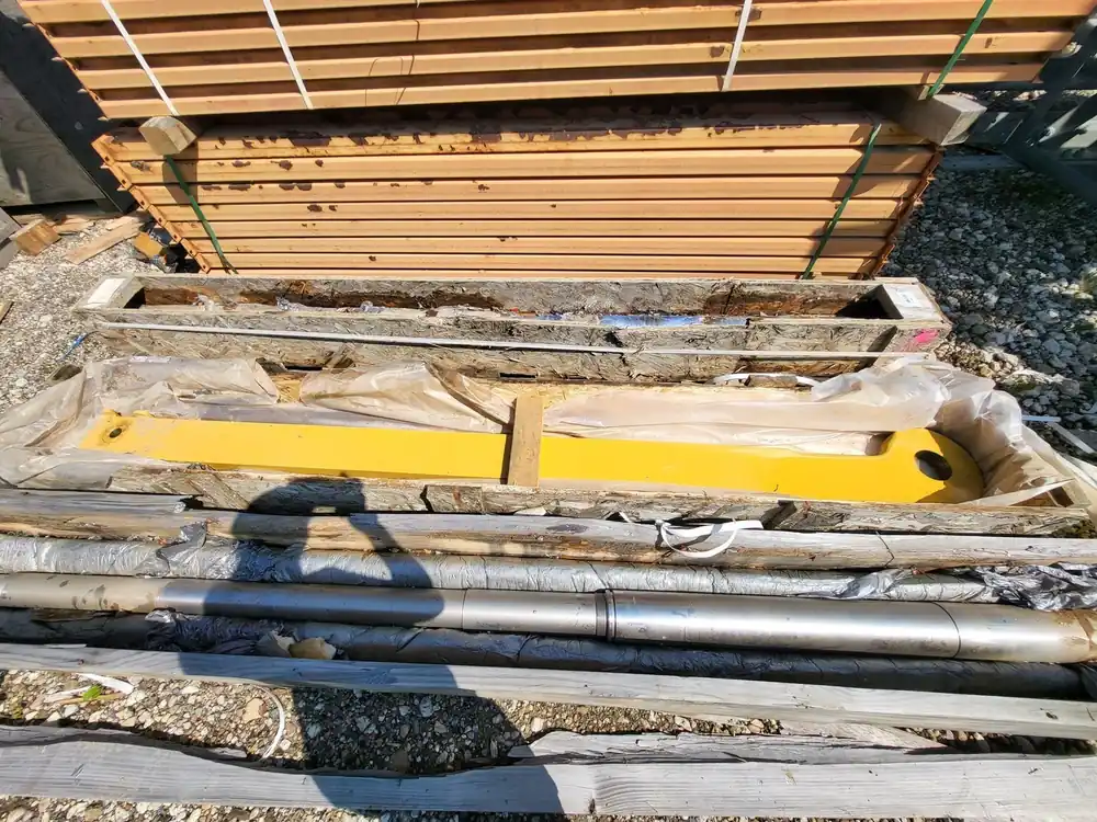 Scrap - Lever Assembly 475-3851