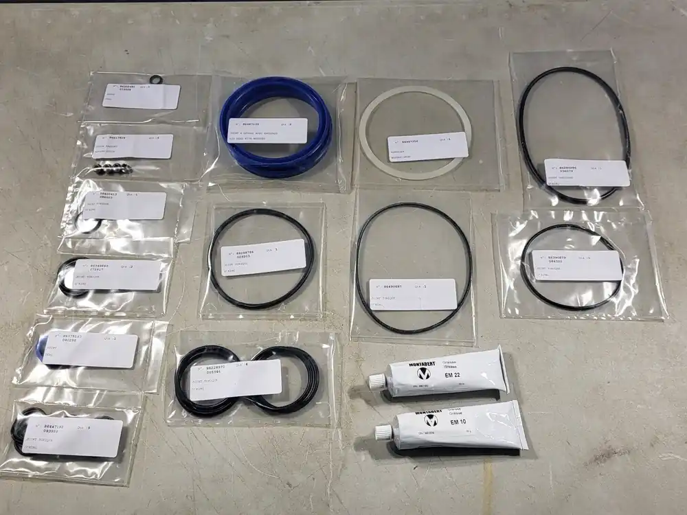 Main Valve Seal Kit 86447968 for V1200 Breaker