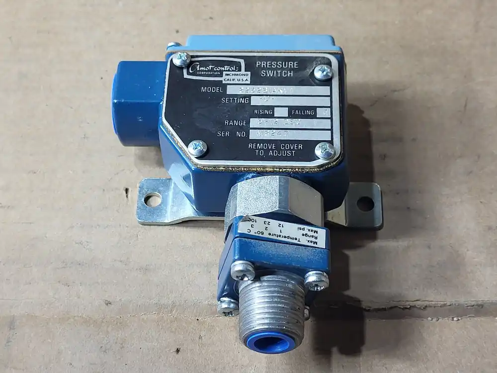 Pressure Switch 8252B1AKV1