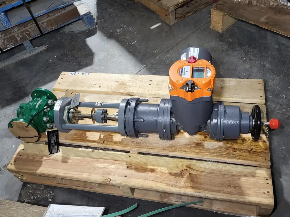 1-1/2" Class 150 Control Valve Type ES w/ Actuator