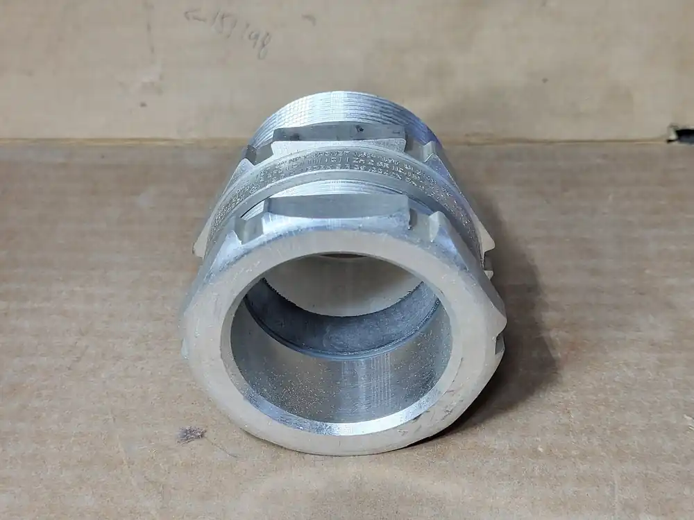 2" Tray Cable Connector TC-200197
