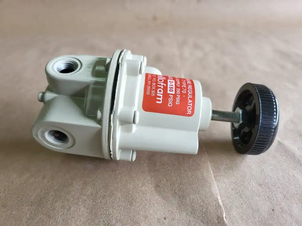 2-150psi 1/4" NPT Pressure Regulator Type 70, 960-094-000