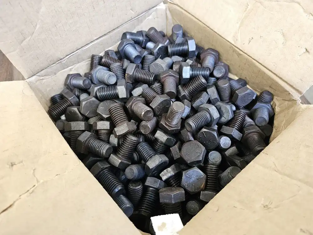 3/4" Dia x 1-1/4"L GR5 NC Hex Head Bolt (Box of 200)