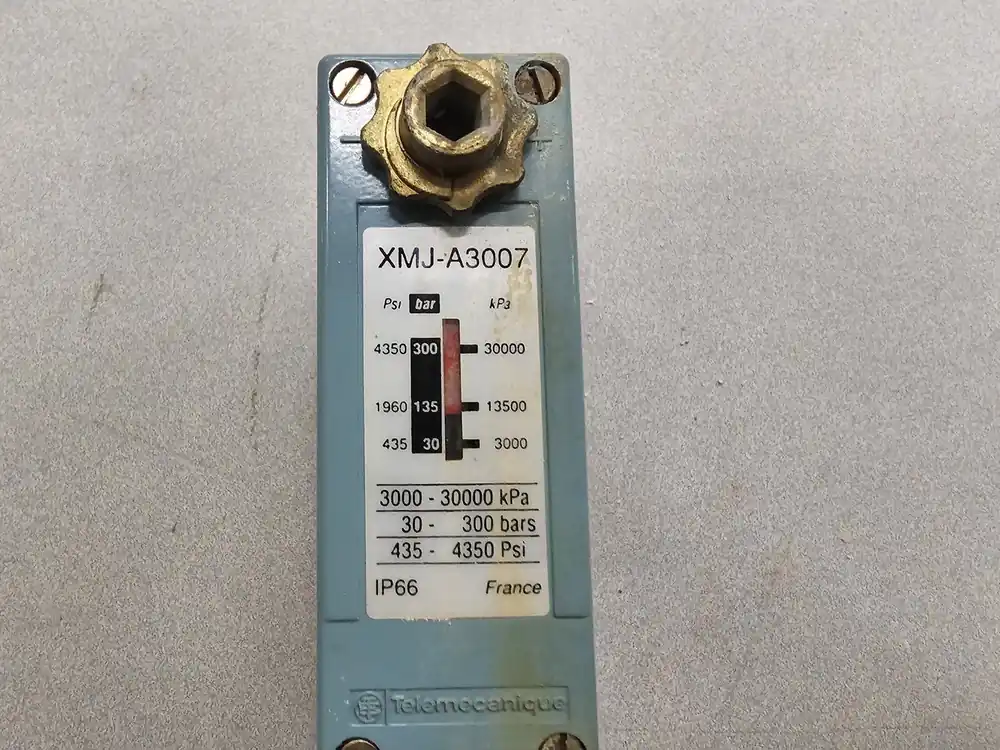 Pressure Switch XMJ-A3007