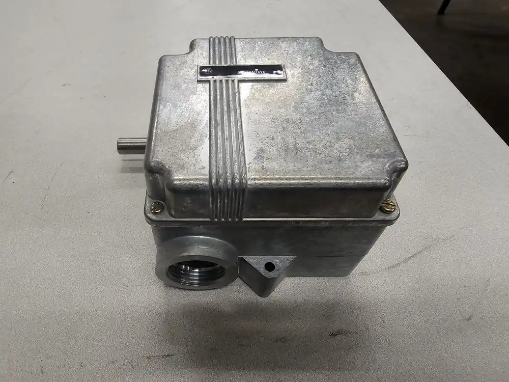 40 1 Ratio Geared Rotary Limit Switch CR115E442111