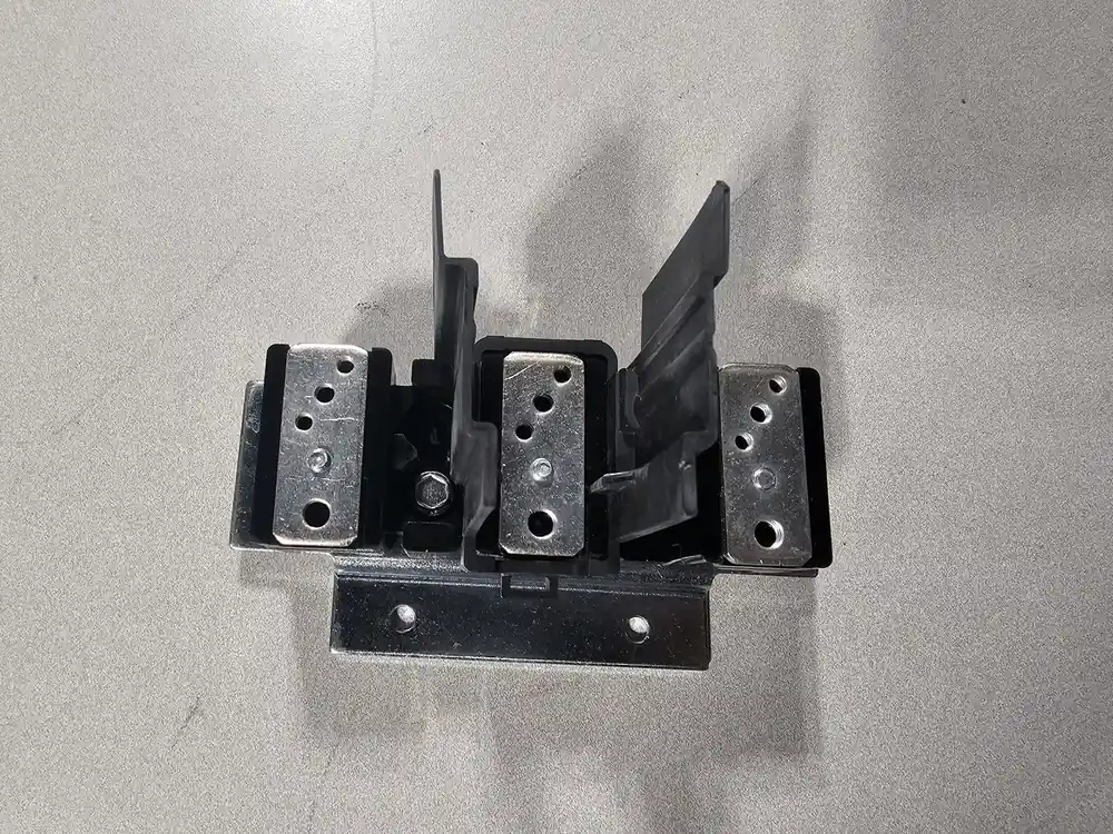 60 Amp 600 volts Fuse Block Kit 1494V-FS60