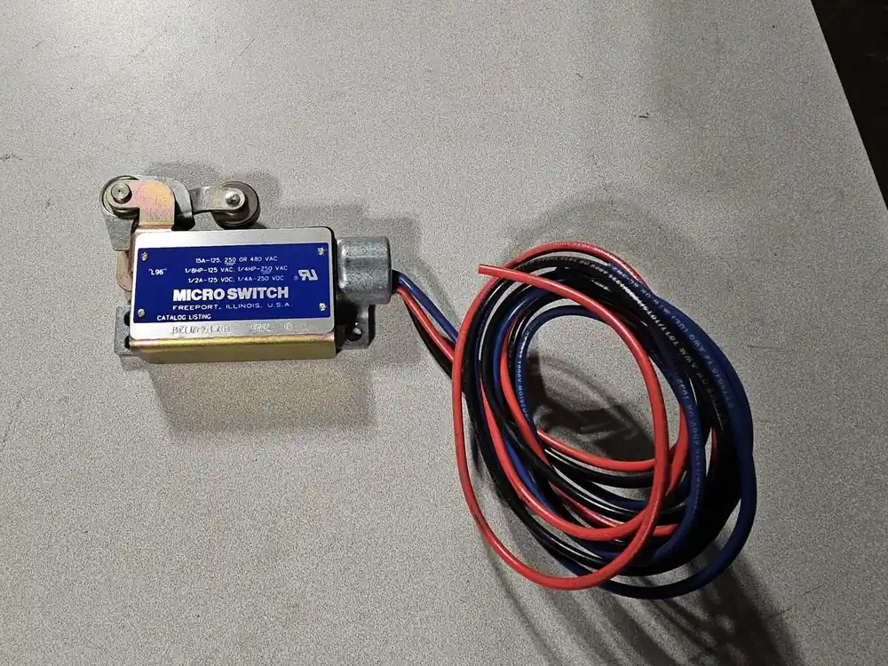 Limit Switch NEMA 13, 15A, 250/480VAC BZLN-2-LH3